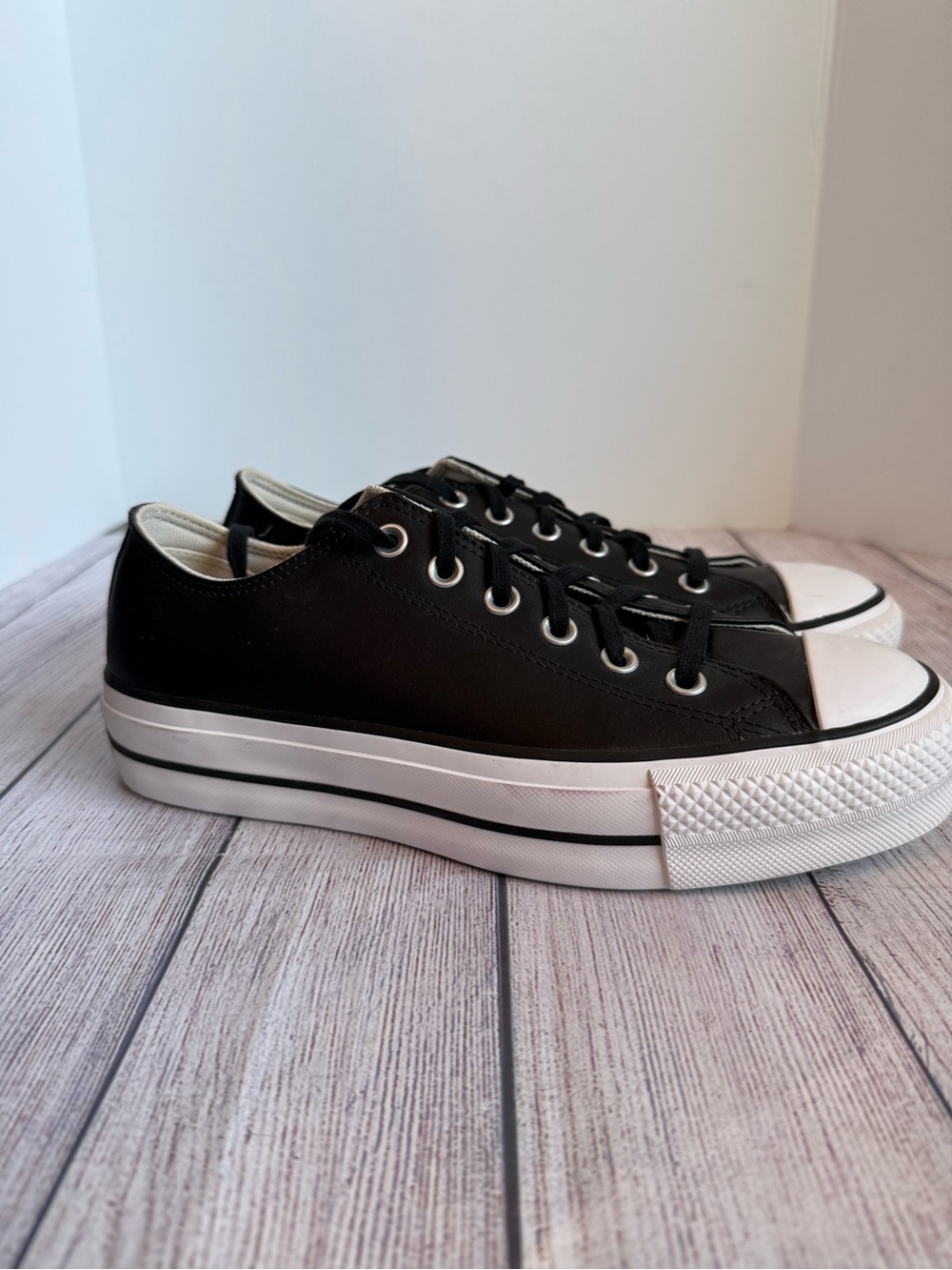 CONVERSE All Star Black Leather Platform Shoes 9 - Picture 2 of 7